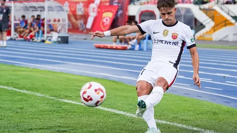 王思雨呼吁：中国女篮需更多球迷包容，过往荣誉成历史